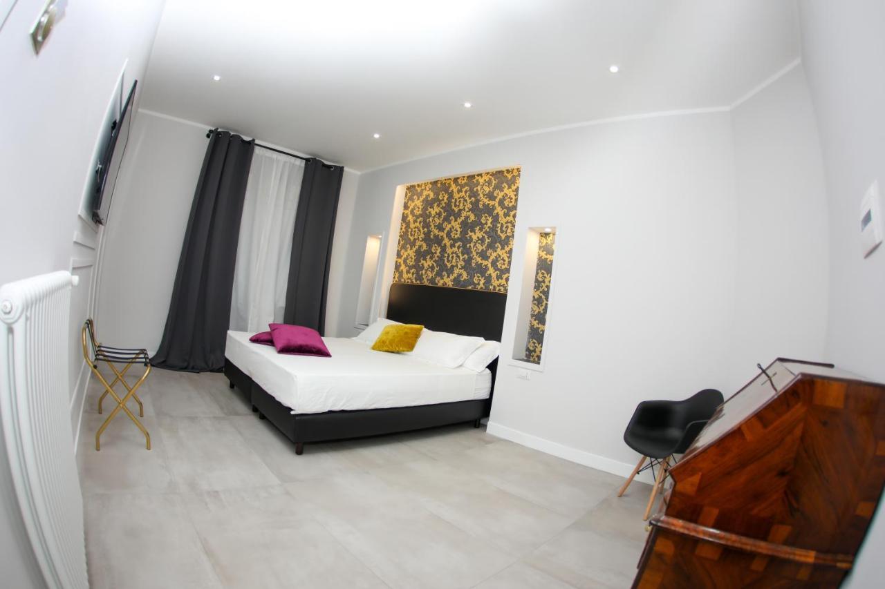 Principessa Isabella Luxury Rooms Salerno Eksteriør bilde