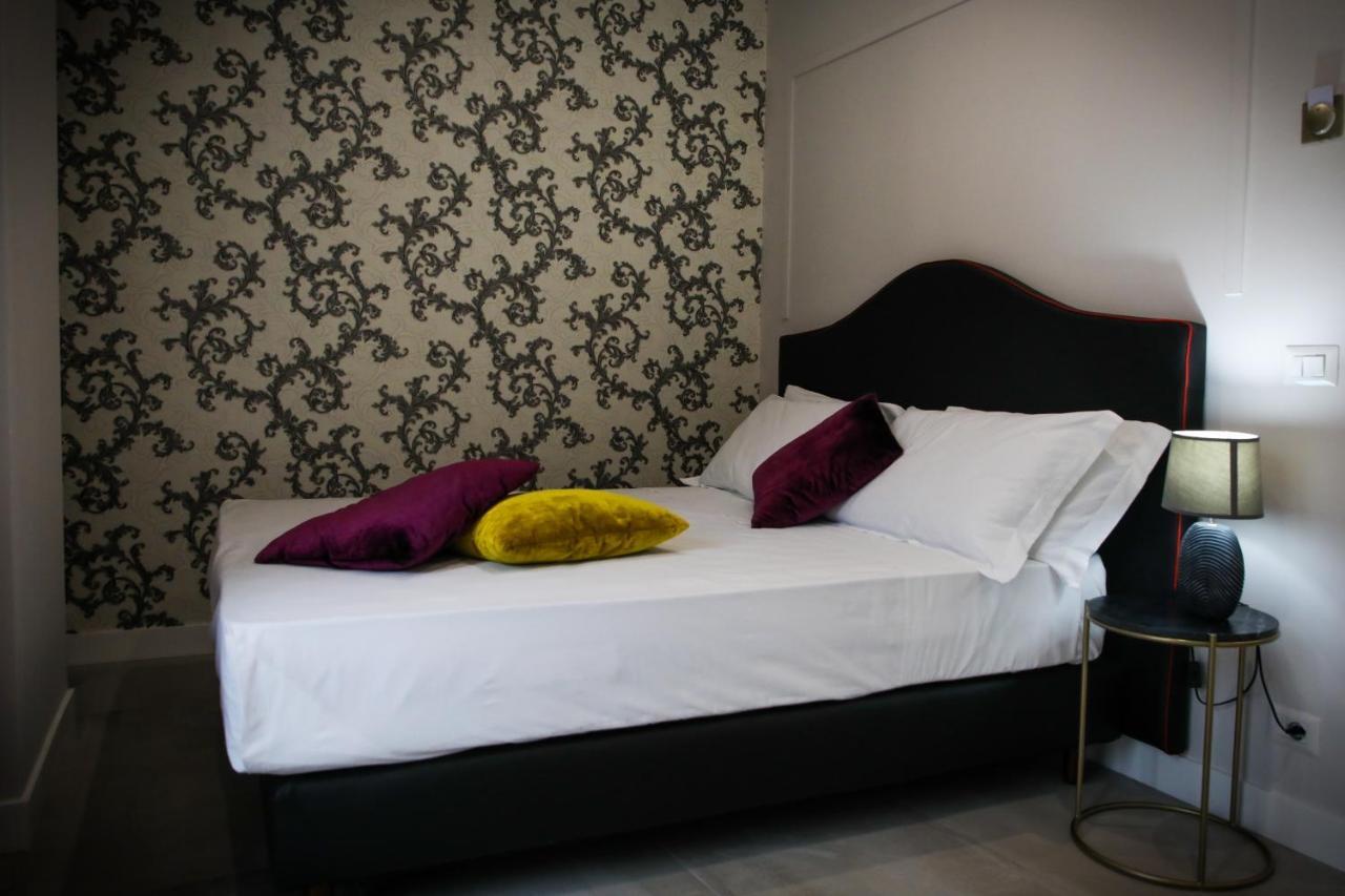 Principessa Isabella Luxury Rooms Salerno Eksteriør bilde